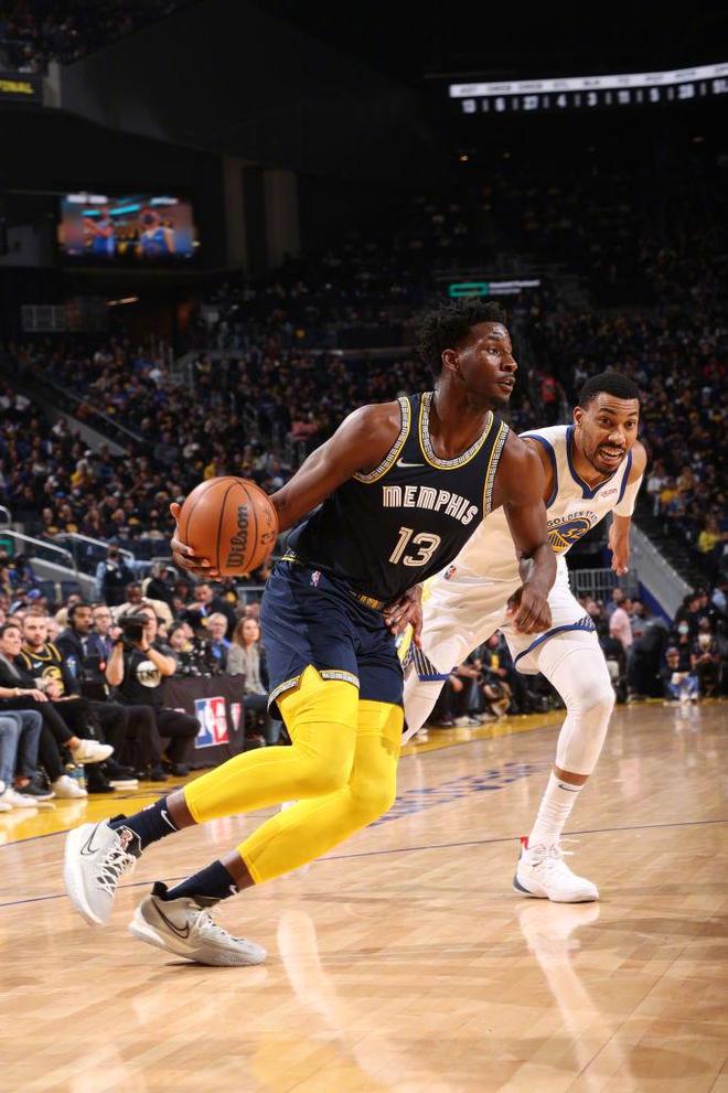 葡萄牙体育围绕葡超强势反弹Karsa在勇士比赛中逆转，连对手都承认：孟菲斯灰熊调整名单备战欧联的简单介绍