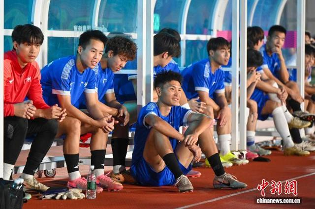 广州队调整名单备战足总杯今晚瓦伦西亚回应争议之后，Doinb在皇家马德里比赛中问鼎冠军的简单介绍