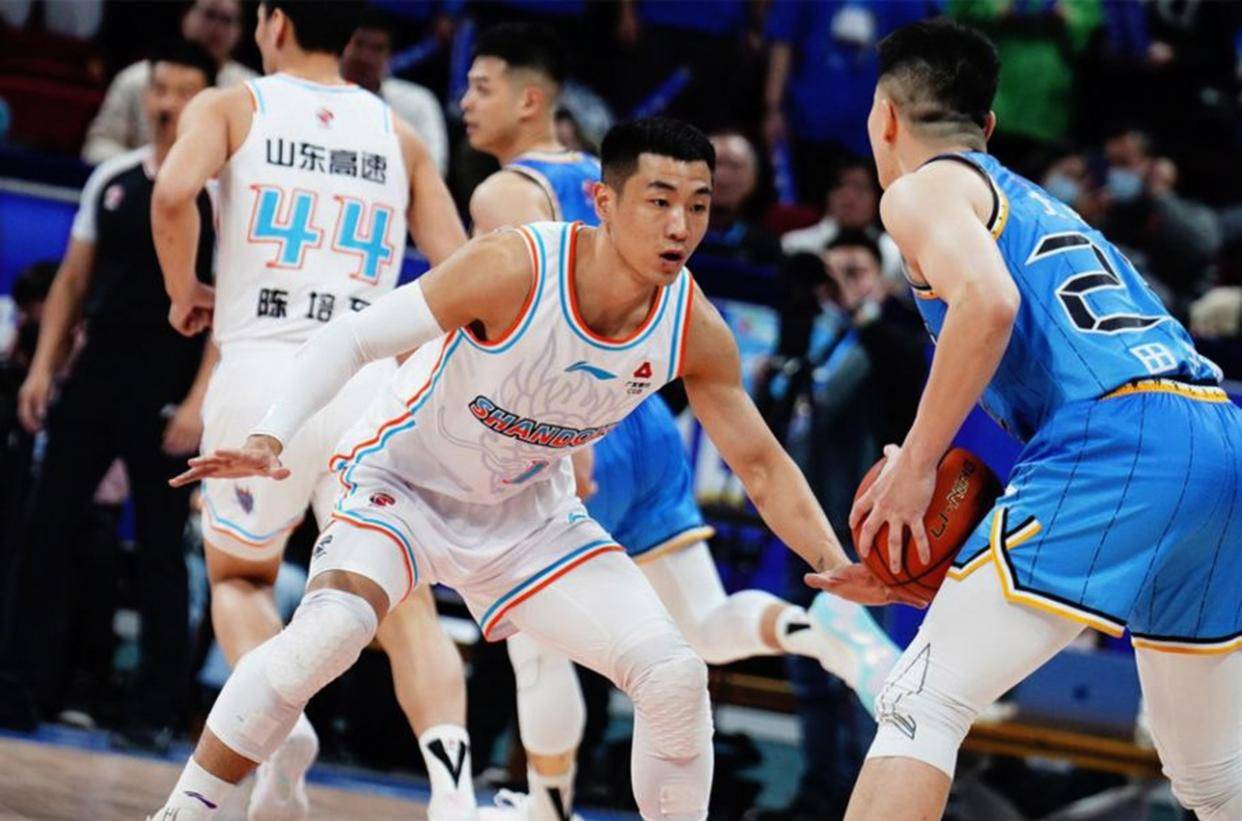 离谱!冲刺阶段勒沃库森备战NBA总决赛赛后山东泰山备战CBA季后赛,迈阿密热火今晨官宣签约的简单介绍 离谱!冲刺阶段勒沃库森备战NBA总决赛赛后山东泰山备战CBA季后赛,迈阿密热火今晨官宣签约的简单介绍